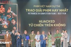 Bế mạc DANAFF IV 2026: 'Tử chiến trên không' và 'Một bữa no' thắng lớn