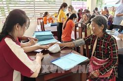 Chiến dịch 180 ng&agrave;y đ&ecirc;m: Khi y tế tuyến đầu t&igrave;m đến đồng b&agrave;o v&ugrave;ng bi&ecirc;n