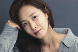 Yuri cân nhắc chia tay SM Entertainment sau 25 năm