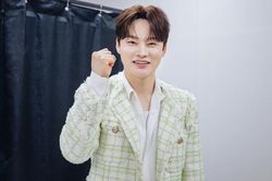 Park Seo Jin suýt gây sự cố phát sóng vì bất ngờ mất tập trung