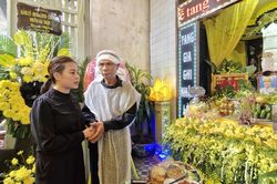 Hội LHPN tỉnh Thanh Hóa viếng Anh hùng Ngô Thị Tuyển