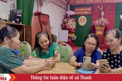 Khi ông bà tập làm 'công dân số'