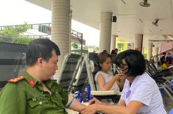 Cán bộ, người dân phường Thanh Khê hiến 700 đơn vị máu