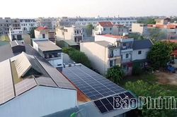 Doanh nghiệp tăng tốc chuyển đổi xanh từ năng lượng tái tạo