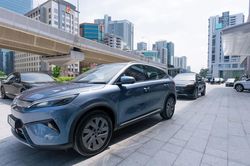 Malaysia bắt đầu siết quy định đối với xe điện nhập khẩu nguyên chiếc