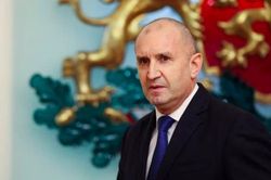 Thủ tướng Bulgaria tuy&ecirc;n bố sẽ phản đối g&oacute;i trừng phạt thứ 21 của EU nhằm v&agrave;o Nga