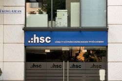 Chứng khoán HSC chốt ngày chào bán 270 triệu cổ phiếu