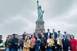 Tour xem World Cup 2026: Giá cao vẫn hút khách
