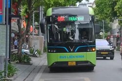 Sau 4 ng&agrave;y triển khai miễn ph&iacute; xe bu&yacute;t trong V&agrave;nh đai 1