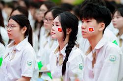 Sắp xếp trường công lập diện rộng, mô hình nào cho giáo dục tương lai?