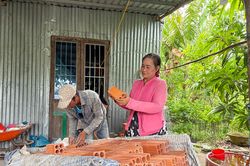 Xã Hồ Thị Kỷ khẩn trương hoàn thành nhà cho hộ khó khăn