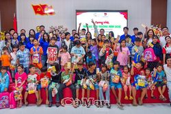 Mang sân chơi hè đến với trẻ em khó khăn