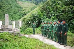 Giữ vững chủ quyền, xây dựng biên giới hòa bình, ổn định, phát triển