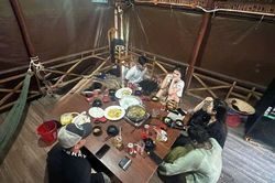 Thứ đặc biệt tr&ecirc;n b&agrave;n nhậu tố c&aacute;o 'h&agrave;nh vi động trời' của 5 thanh ni&ecirc;n
