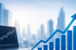 HNX-Index khởi sắc trong tháng 6, tăng 6,17%