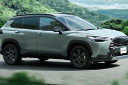 Tin xe 5/7: Corolla Cross thêm bản off-road, Geely gây sốc với SUV 1.128 mã lực