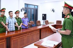 Vụ 146 điểm 10 m&ocirc;n To&aacute;n tốt nghiệp: Giữ khẩn cấp 1 gi&aacute;o vi&ecirc;n THPT Chuy&ecirc;n Tuy&ecirc;n Quang