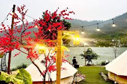 Hấp dẫn 'du lịch xanh'