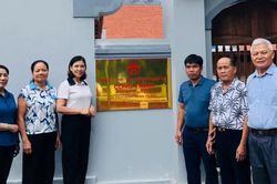 Đảng viên hưu trí xã Đông Anh góp sức đẩy nhanh giải phóng mặt bằng