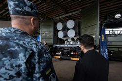 Ukraine lần đầu h&eacute; lộ hệ thống ph&ograve;ng thủ bờ biển b&iacute; mật sau nhiều năm giữ k&iacute;n