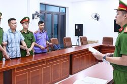 Tạm giữ khẩn cấp giáo viên Trường THPT Chuyên Tuyên Quang để điều tra về điểm thi tốt nghiệp