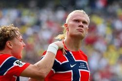 Haaland lập c&uacute; đ&uacute;p loại Brazil khỏi World Cup 2026