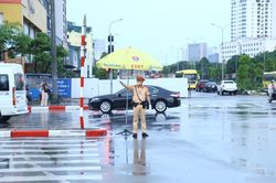 H&agrave; Nội ph&acirc;n luồng giao th&ocirc;ng phục vụ Gala 'Tổ quốc b&igrave;nh y&ecirc;n'