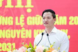 Chủ tịch Th&aacute;i Nguy&ecirc;n chỉ đạo giải quyết kiến nghị về hạ tầng đ&ocirc; thị của cử tri