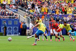 Brazil đã sai khi để Bruno đá phạt đền