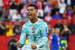 Ronaldo trước Yamal - bản lĩnh già đấu sức trẻ