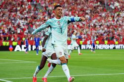 Đại chiến 2 tỷ euro ở World Cup
