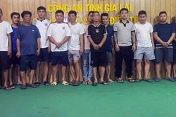 Khởi tố 16 đối tượng trong đường d&acirc;y c&aacute; độ b&oacute;ng đ&aacute; hơn 100 tỉ đồng