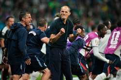 HLV Tuchel chỉ trích trọng tài dù đội tuyển Anh thắng Mexico