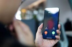 Khuyến c&aacute;o người vay t&agrave;i ch&iacute;nh ti&ecirc;u d&ugrave;ng khi bị gọi điện thoại đe dọa