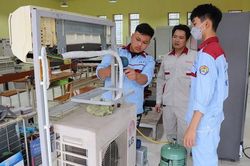 Quy định ti&ecirc;u chuẩn người dạy nghề tạo h&agrave;nh lang ph&aacute;p l&yacute; kịp thời