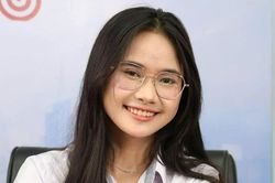 Thủ khoa A00 học ở trường cách nhà 30 km, không đi học thêm