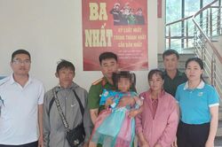 Trinh sát kể giây phút chạy đua nghẹt thở giải cứu bé gái 6 tuổi bị bắt cóc