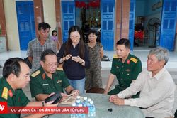 X&aacute;c minh th&ocirc;ng tin th&acirc;n nh&acirc;n liệt sĩ Huỳnh Văn Qu&ecirc;n: Giấy tờ c&oacute; sự kh&aacute;c biệt