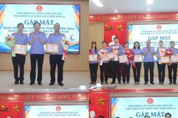 VKSND tỉnh Sơn La trao giải cuộc thi trực tuyến v&agrave; gặp mặt đo&agrave;n thể thao tham gia Hội thao