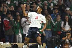 Trực tiếp World Cup 2026 Mexico-Anh 1-3: Quansah thẻ đỏ, Kane n&acirc;ng tỷ số