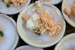 Bánh bèo Huế - chén bánh nhỏ mang đậm hương vị cố đô