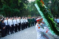 Thủ tướng Lê Minh Hưng: Sứ mệnh này tiếp tục được triển khai cho tới khi quy tập được đầy đủ hài cốt các liệt sĩ