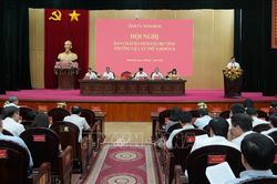 Quyết liệt th&aacute;o gỡ điểm nghẽn, duy tr&igrave; đ&agrave; tăng trưởng cao