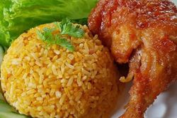 Nhiều người nghi ngộ độc sau ăn cơm gà ở Khánh Hòa, Bộ Y tế vào cuộc