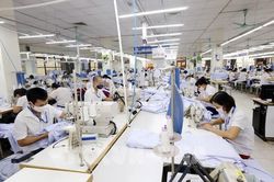 Xuất khẩu dệt may tăng 1,7% trong nửa đầu năm