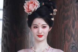 Vương Sở Nhiên gây bão với tạo hình cổ trang lộng lẫy trong phim mới