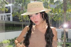 Quỳnh Anh Shyn phá đảo mùa hè với nhan sắc rực rỡ