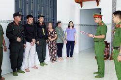 Khởi tố 7 bị can trong vụ r&uacute;t ruột kho nguy&ecirc;n liệu trị gi&aacute; 67 tỷ đồng