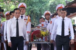 Tìm thấy 5 hài cốt liệt sĩ đầu tiên tại công viên Lê Thị Riêng