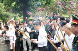 Lãnh đạo Đảng, Nhà nước dâng hương, dâng hoa tưởng niệm cố Tổng Bí thư Trần Phú cùng các Anh hùng liệt sĩ
